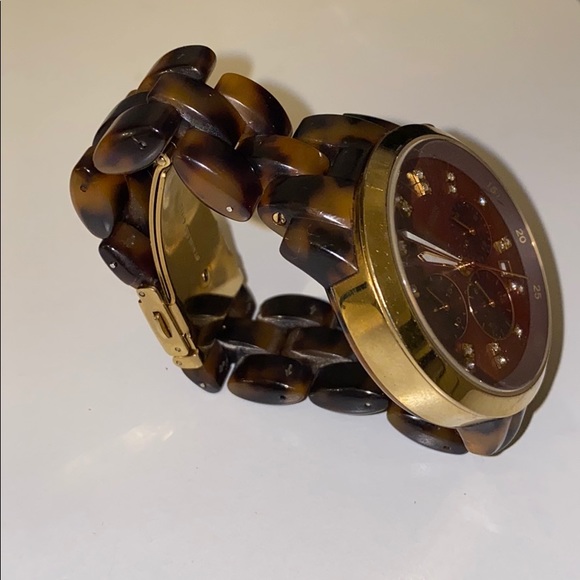 Michael Kors turtleshell watch - Picture 7 of 11